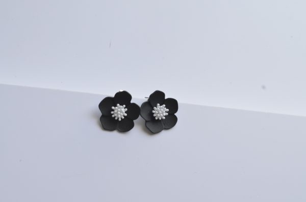 ASTER Stud Earrings - 3 Colour Options 1